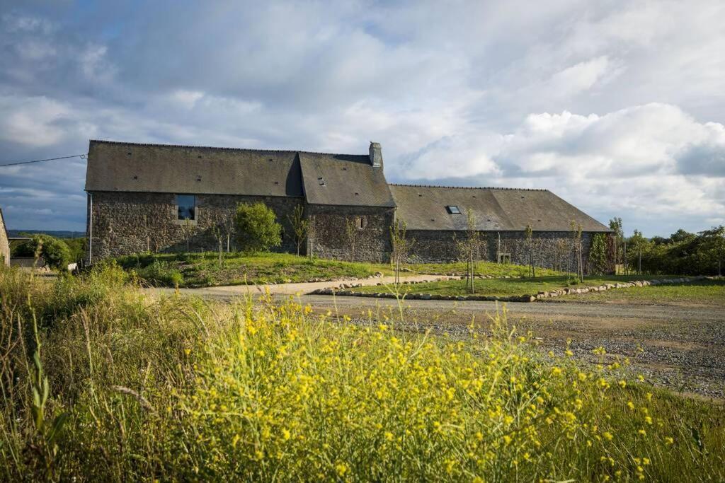 La Ferme Du Golf, Gite Atypique Et Artistique Лансьё Экстерьер фото