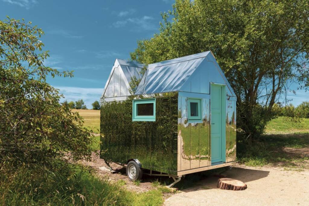 La Ferme Du Golf, Gite Atypique Et Artistique Лансьё Экстерьер фото