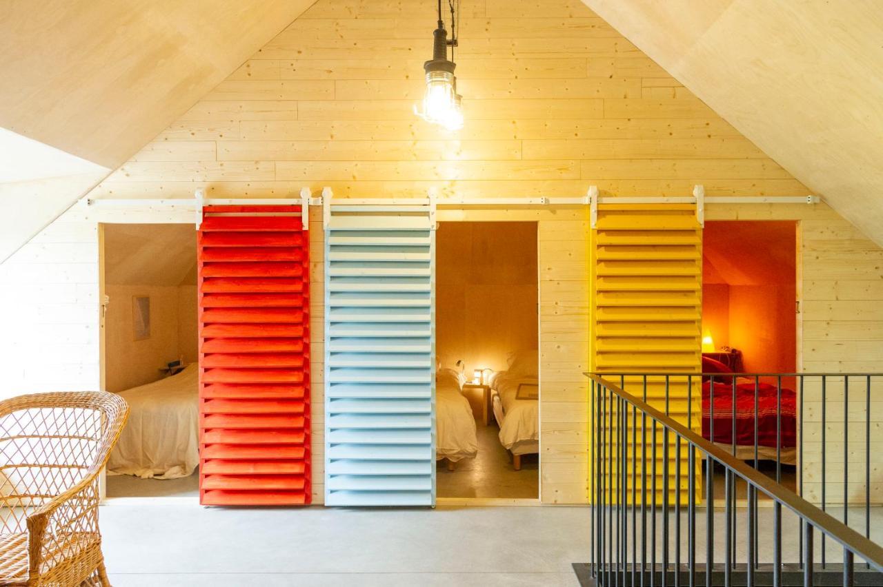 La Ferme Du Golf, Gite Atypique Et Artistique Лансьё Экстерьер фото