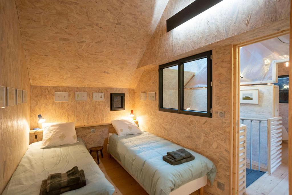 La Ferme Du Golf, Gite Atypique Et Artistique Лансьё Экстерьер фото