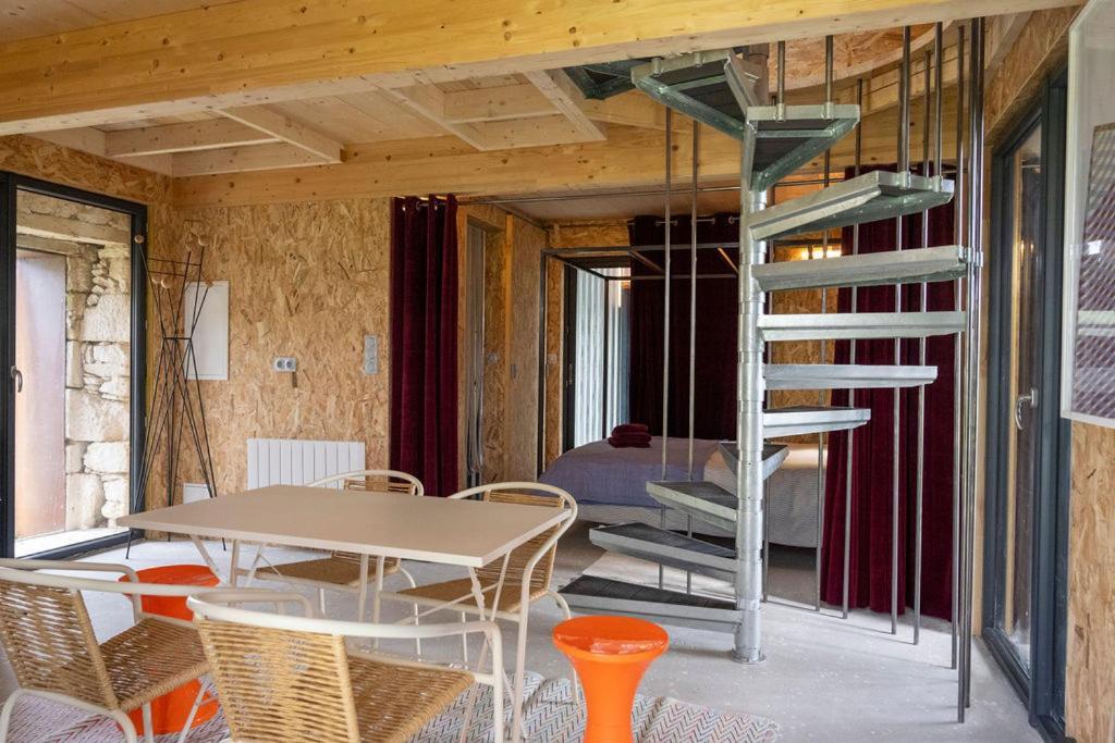 La Ferme Du Golf, Gite Atypique Et Artistique Лансьё Экстерьер фото